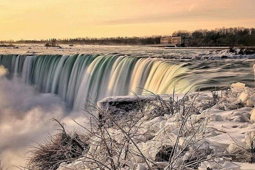 Niagara Falls Canada Guided Walking Tour With Boat Cruise 2