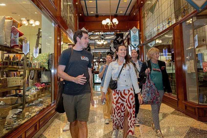Stroll through beautiful arcades 3