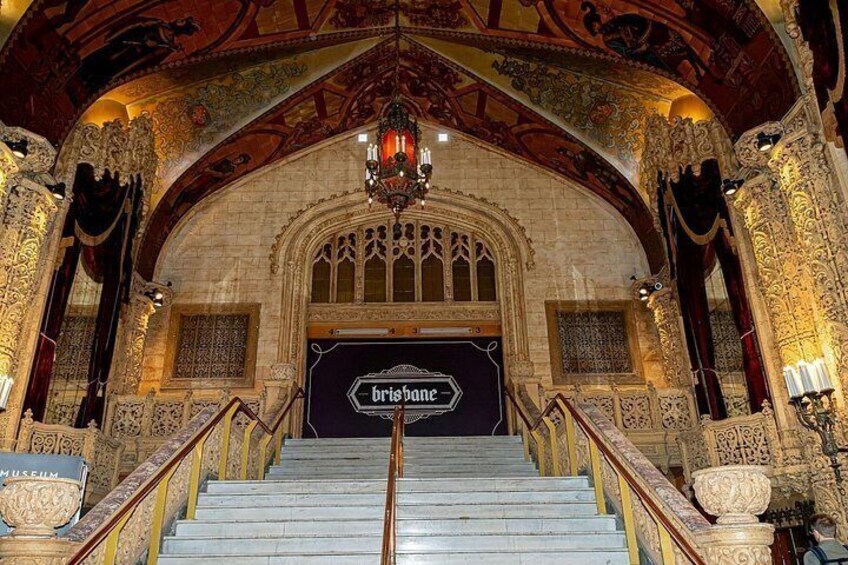 Visit magnificent theatres and buildings 2