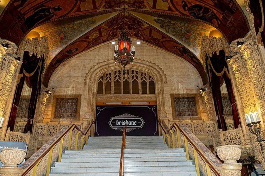 Visit magnificent theatres and buildings 2