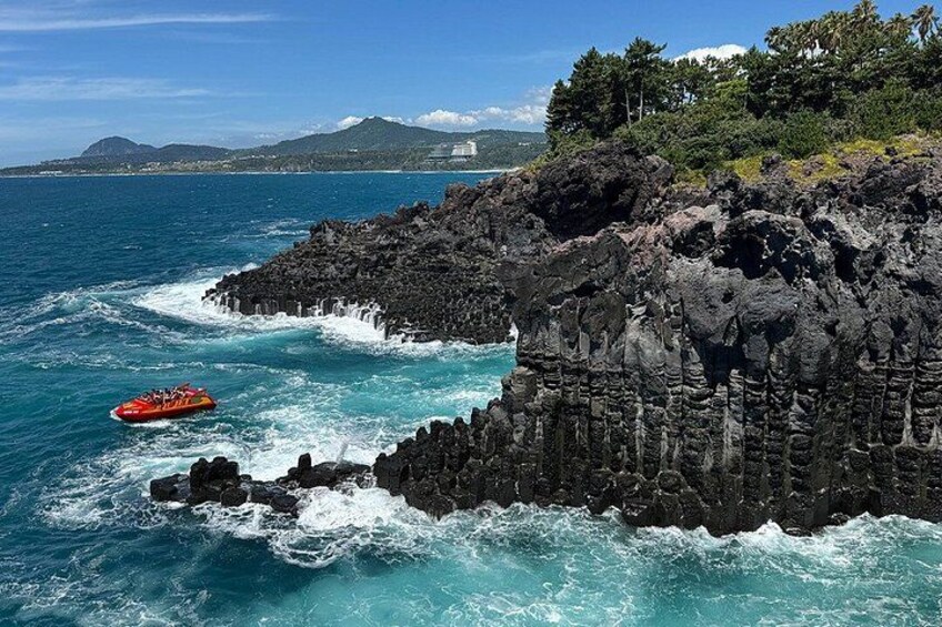 Jeju WestSouth Day Tour: Haenyeo Experience, Mt. Halla & UNESCO 2