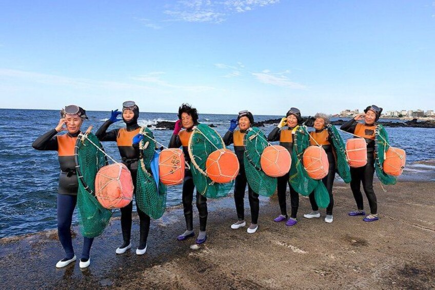 Jeju WestSouth Day Tour: Haenyeo Experience, Mt. Halla & UNESCO 2