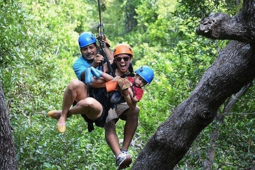 Jungle Top Zipline and Beach daypass 3