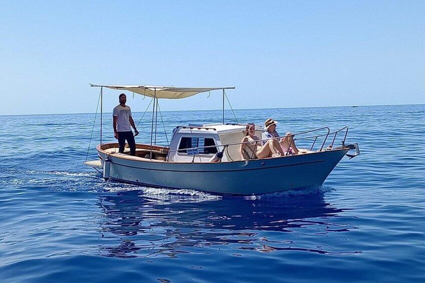 Private boat tour in the Tigullio and in the Portofino area 1