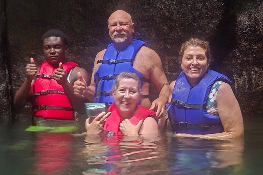 Dominica Waterfalls Full Day Private Expedition @ AUTOP TOURS 5
