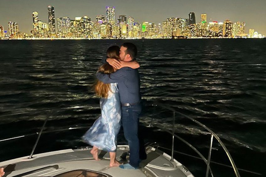 2 Hour Serenity and Scenery Yacht Cruise Miami 3