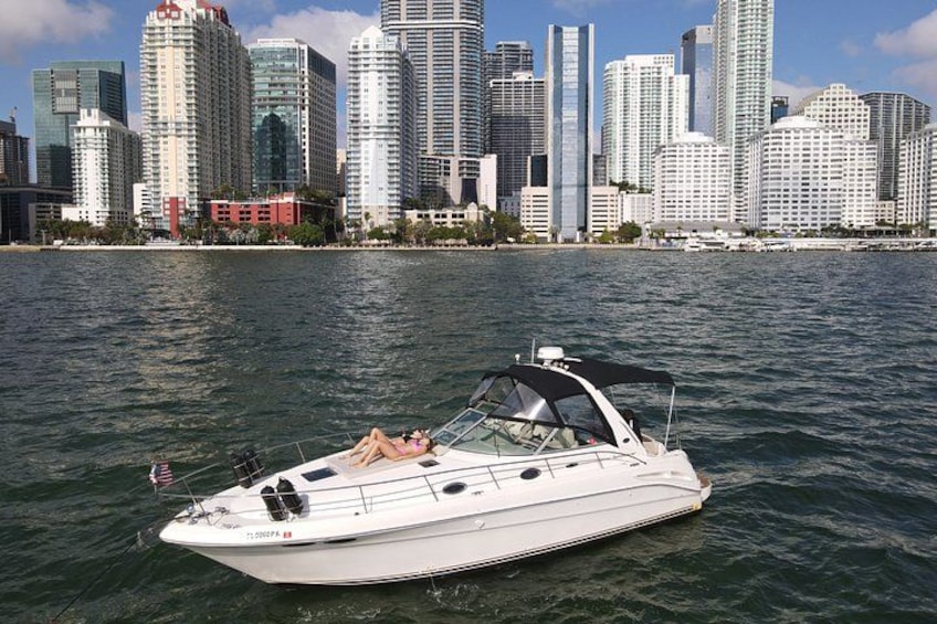2 Hour Serenity and Scenery Yacht Cruise Miami 1