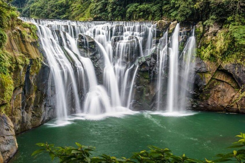 Taiwan, Shifen Waterfall 2