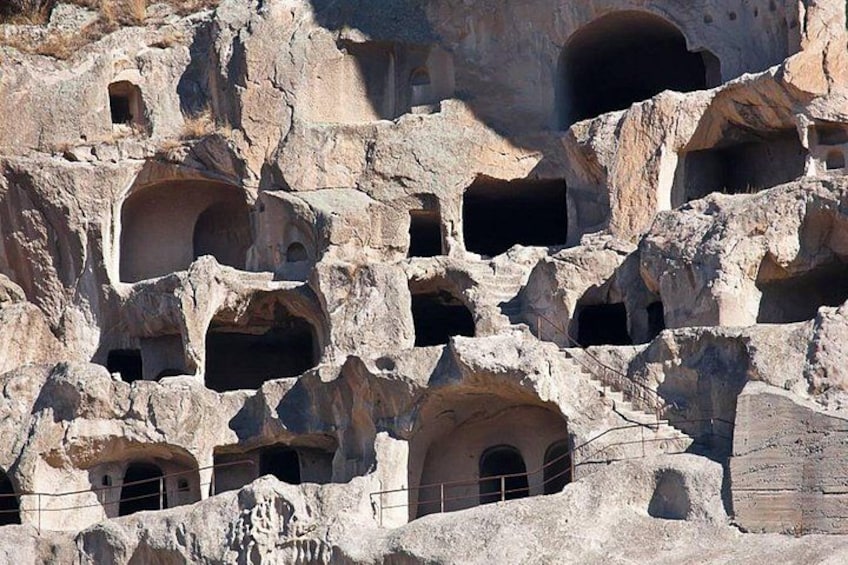 Southern Georgia Vardzia, Rabati and Borjomi Discovery 3