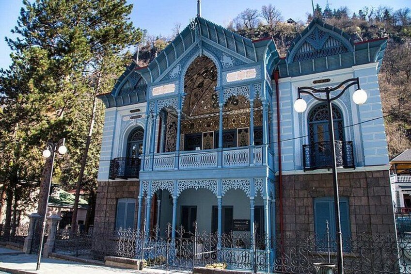 Southern Georgia Vardzia, Rabati and Borjomi Discovery 4