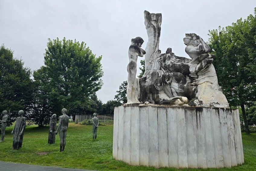 Monument to the fire in Santander 3
