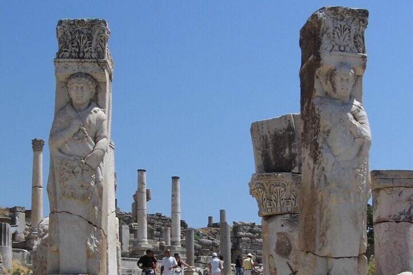 Private Bodrum to Ephesus Tour with Virgin Mary House