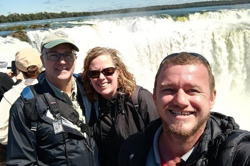 PRIVATE - iguazu falls in 1 day Brazil + Argentina + boat option 4