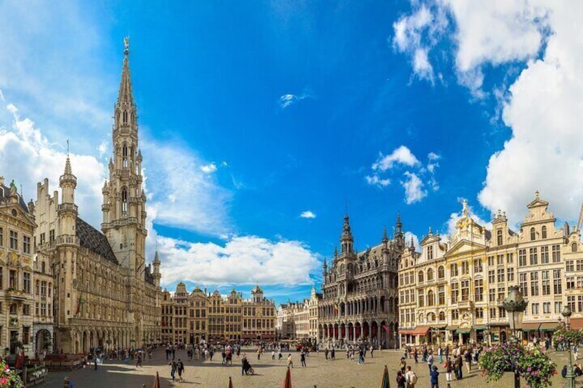 Brussels Canal Boat Cruise with Old Town Walking Tour 1