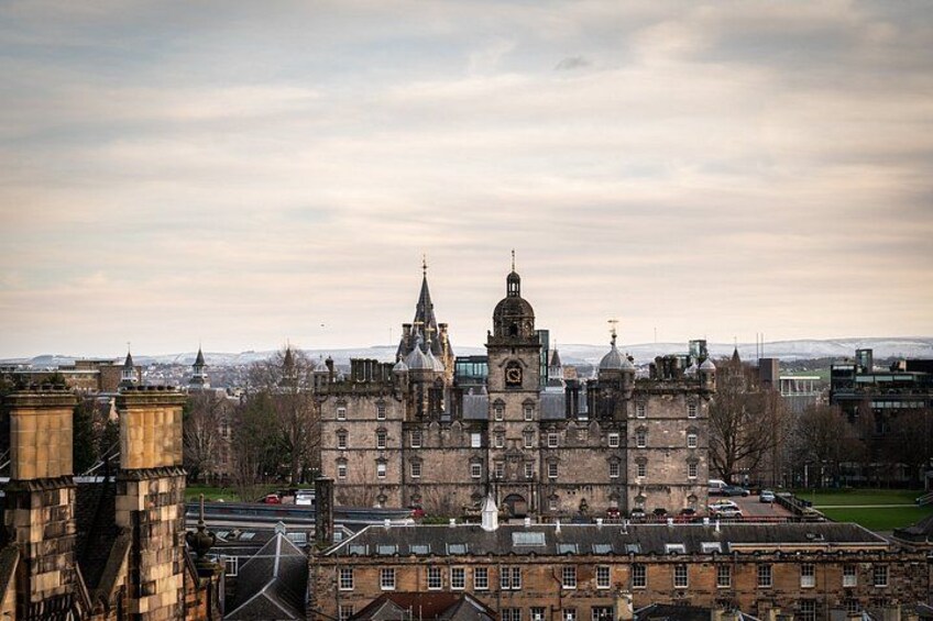 Edinburgh: Witches & Haunted History Walking Tour 5