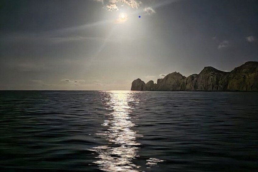 Private Cabo Sunset Yacht Tour: Dinner, Drinks & Arch 1-20 ppl 3