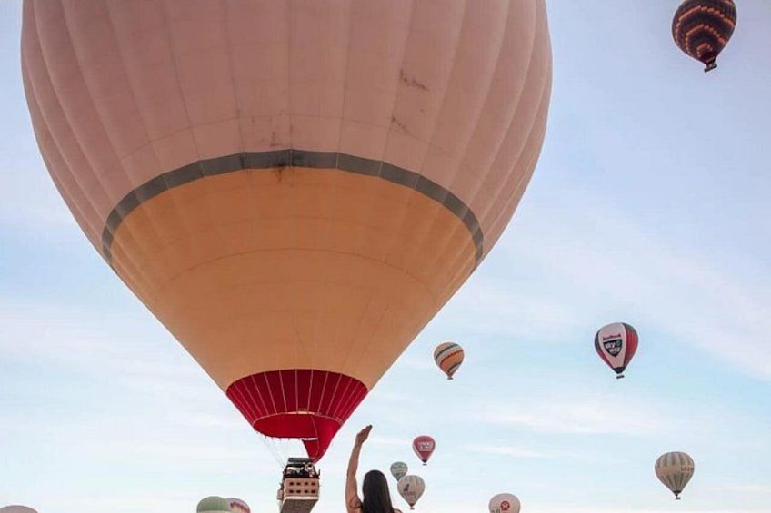 Salda Lake and Hot Air Balloon Tour in Salda 5