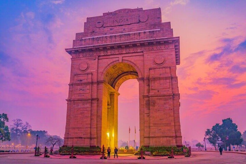 From Delhi : 3 Day Private Luxury Golden Triangle Tour By Car 3