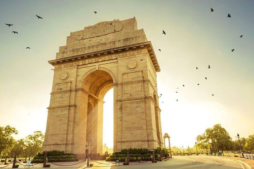 From Delhi : 3 Day Private Luxury Golden Triangle Tour By Car 2