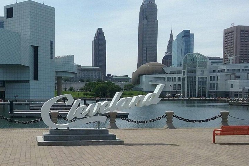 Walking tour of Cleveland 3