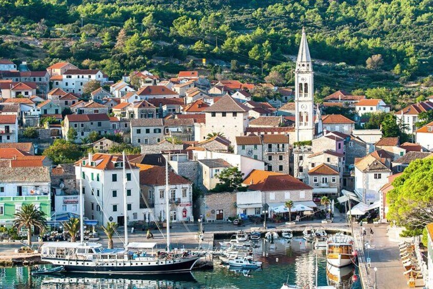 Makarska: 3-Island Speedboat Tour with Cave and Blue Lagoon 3
