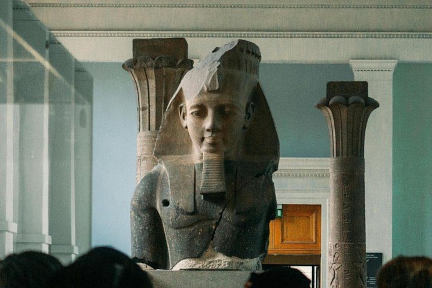 Royal Ontario Museum Toronto Tour with Skip-the-Line Tickets 4