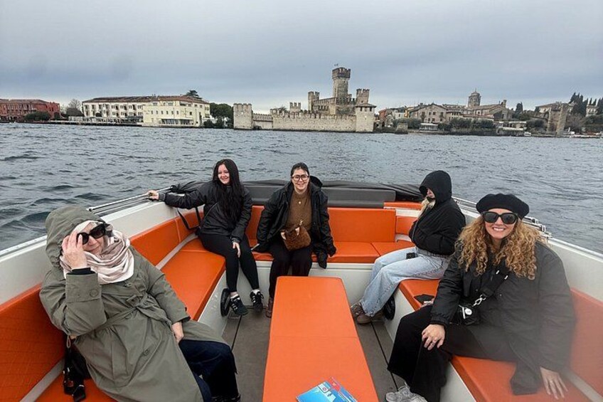 Sirmione away from the Crowds Boat Cruise Guided Walk and a Drink 2