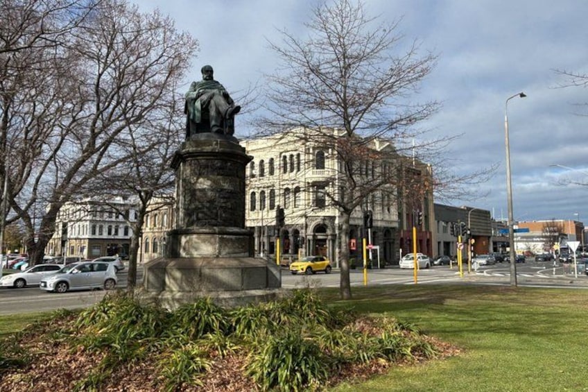 Guided Dunedin City & Otago Peninsula Small Group Tour 4