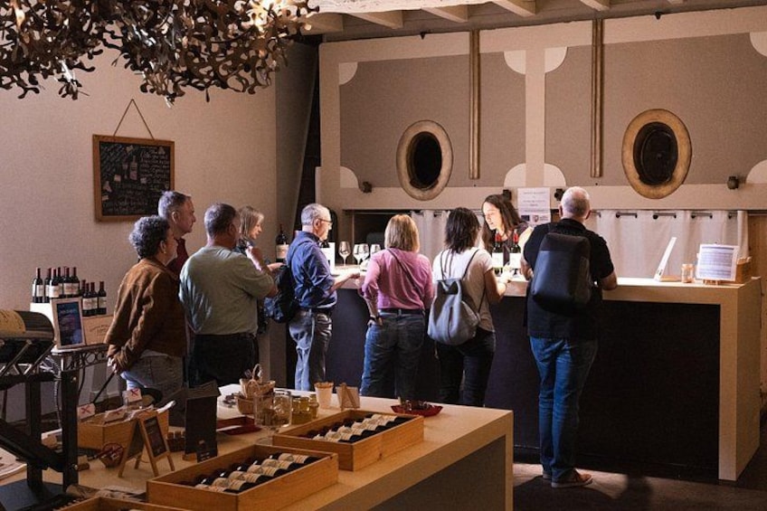 Saint-Émilion & Pomerol Wine Tour: Tastings, Lunch & WSET Guide 4
