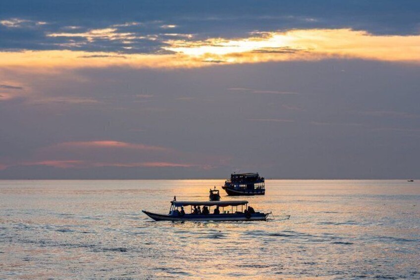 Kampong Pluk Floating Village With sunset boat Tour 3