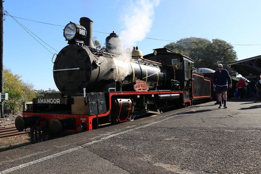 Enjoy a VIP Booth Shared Experience From Gympie 3