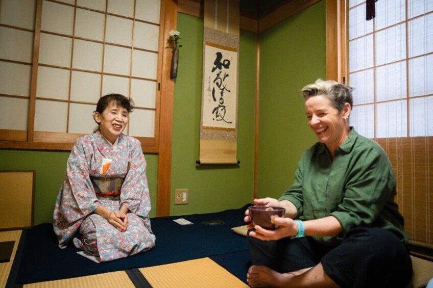 Kyoto: Tea Ceremony Experience in a small tea room 5