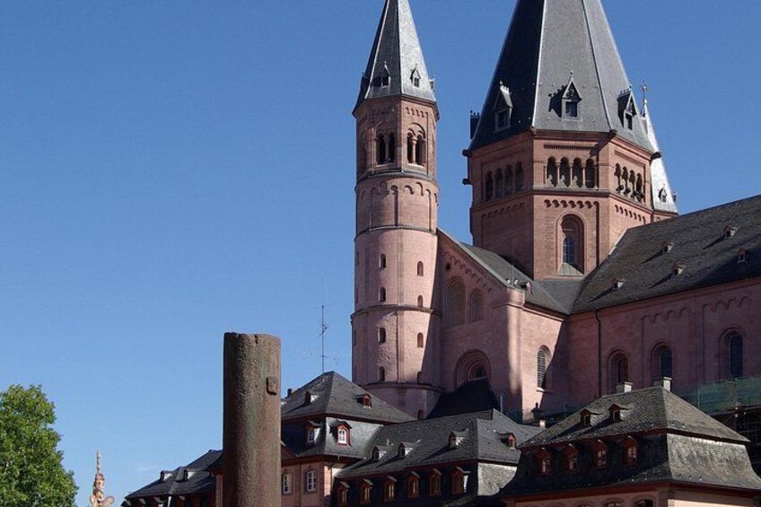 Magical Train Excursion: From Frankfurt to Charming Mainz 2