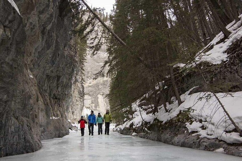 Kananaskis: Grassi Lake and Grotto Canyon Hiking Day tour 2