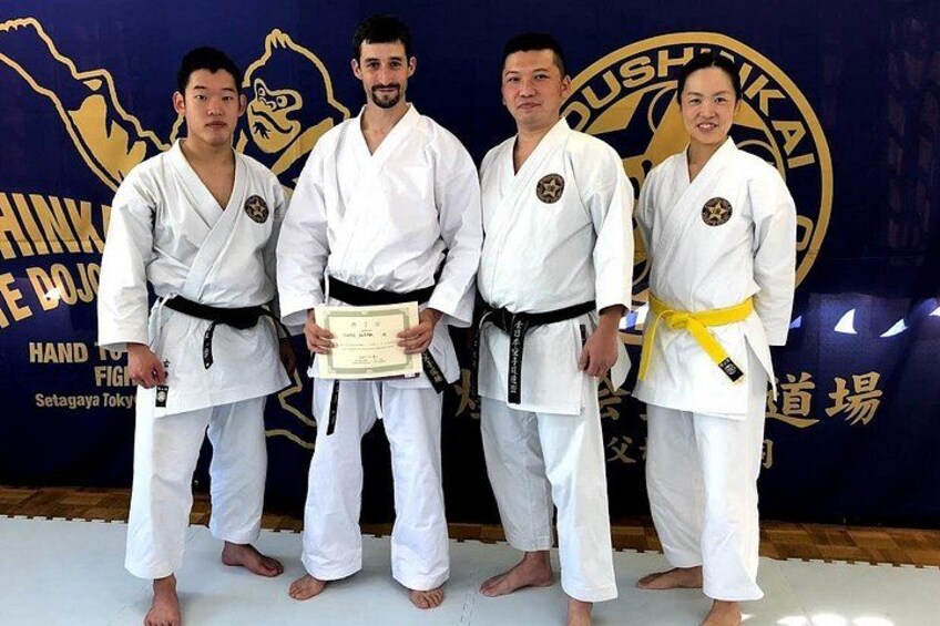 Tokyo Karate Experience (Family Friendly) with Karate Champion 4