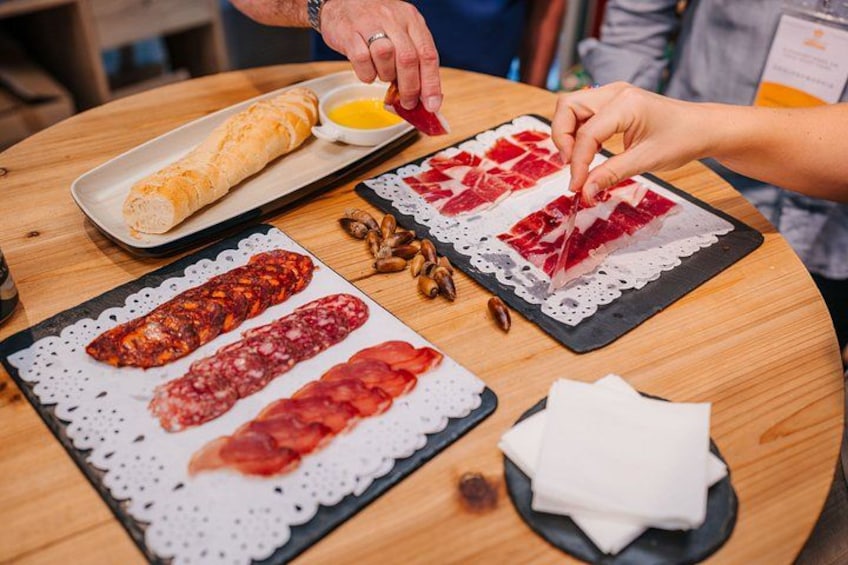 Madrid Food Tour: Tapas, Drinks and Delights with a Local 2