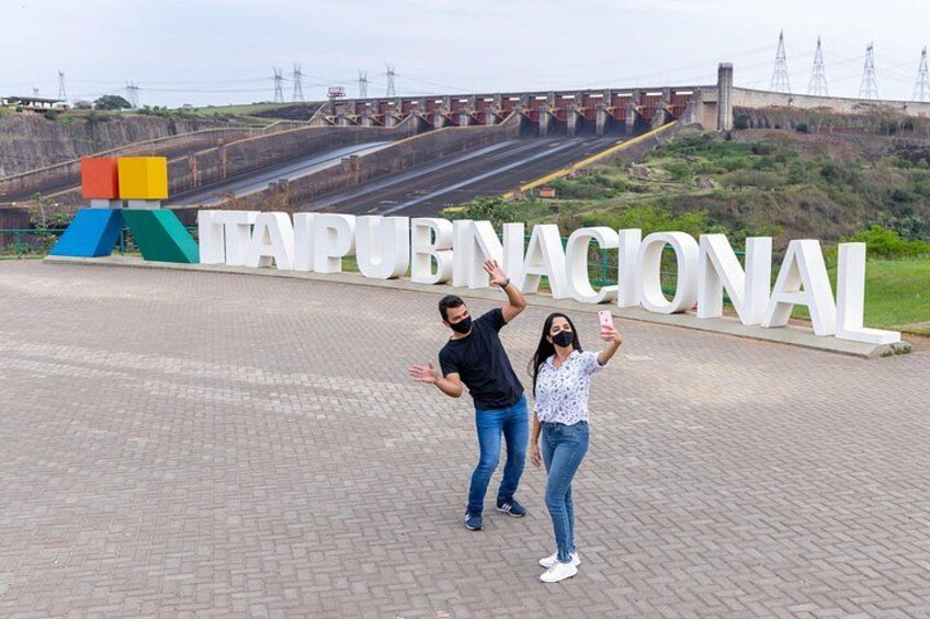 Visit to Itaipu: Entrance Ticket for Panoramic View and shuttle 5