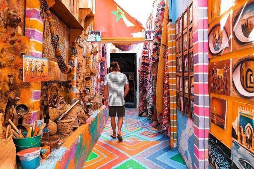 Private Cultural Fes Shopping Tour with Local Guide 5