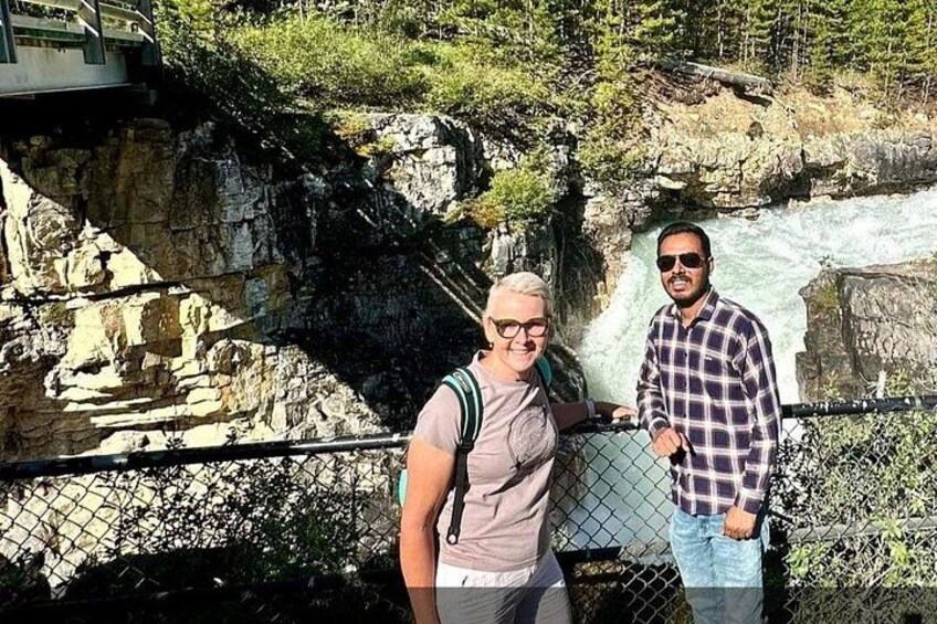 Full Day Private Tour Banff/Yoho Moraine Customized Sightseeing 4