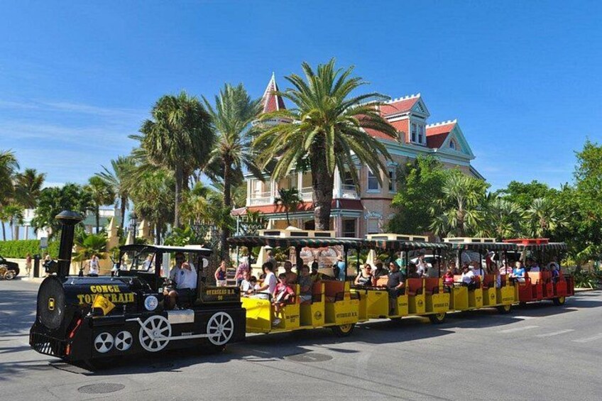 Key West VIP Private Tour | Tailor-Made | Luxury SUV 4