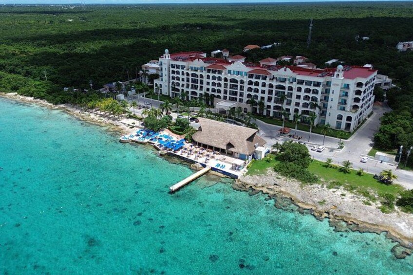 The Money Bar Aerial 4