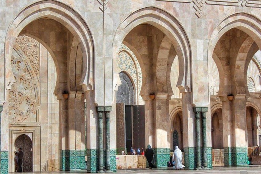 Casablanca Small-Group Tour: Hassan II Mosque, Quartier Habous 2
