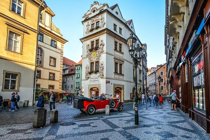 Vienna to Prague Private Day Trip with Local Guide & Transfer 5