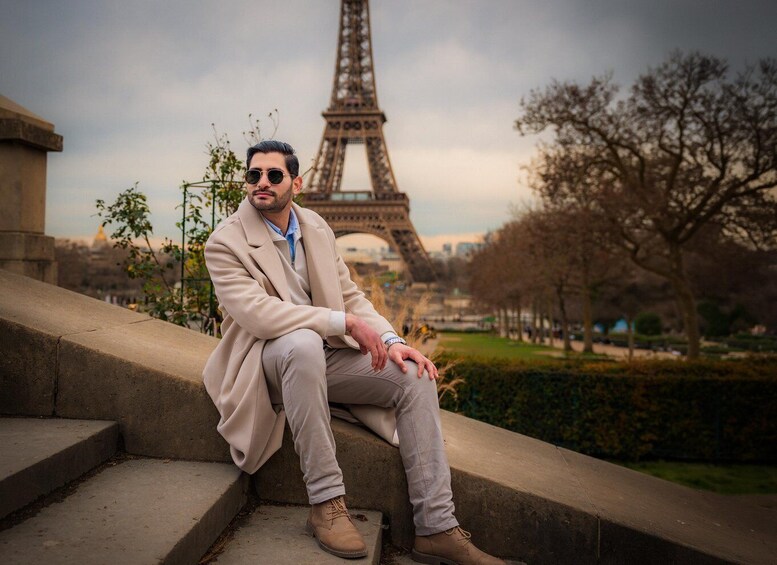 Picture 6 for Activity Paris: Eiffel Tower Photoshoot with a Pro Photographer 4