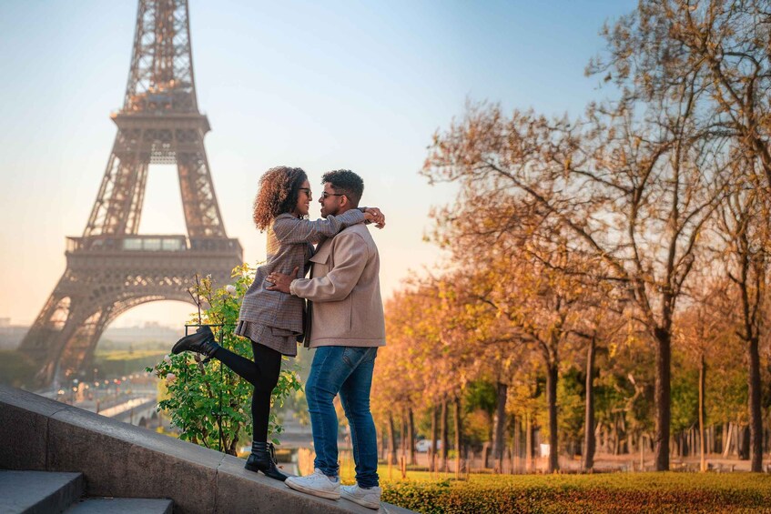 Picture 3 for Activity Paris: Professional Photoshoot with the Eiffel Tower 5