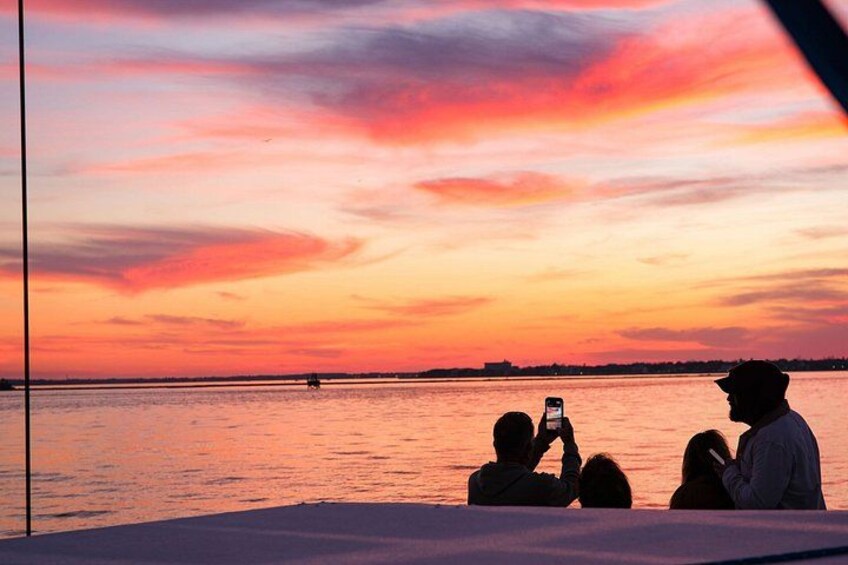 Wednesday Happy Hour Sunset Sail - Drinks Included 3