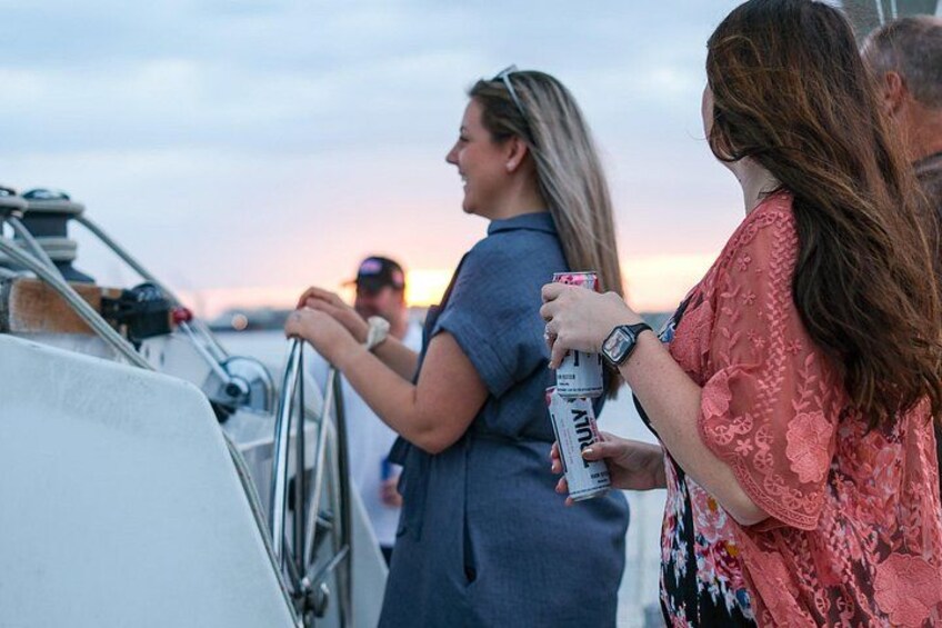 Wednesday Happy Hour Sunset Sail - Drinks Included 3