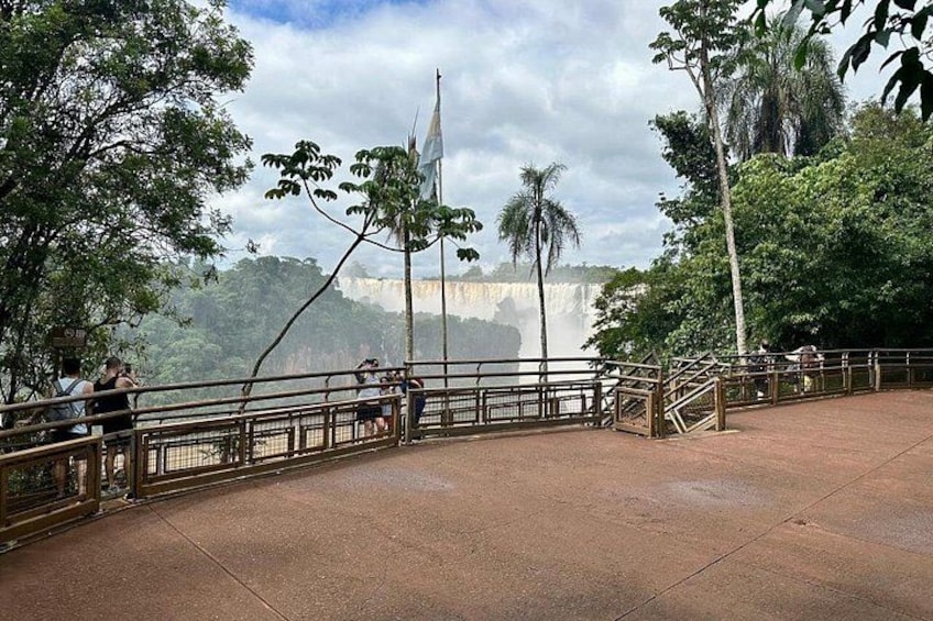 Tour 2 days: Brazilian Falls and Argentina & Bird Park 3