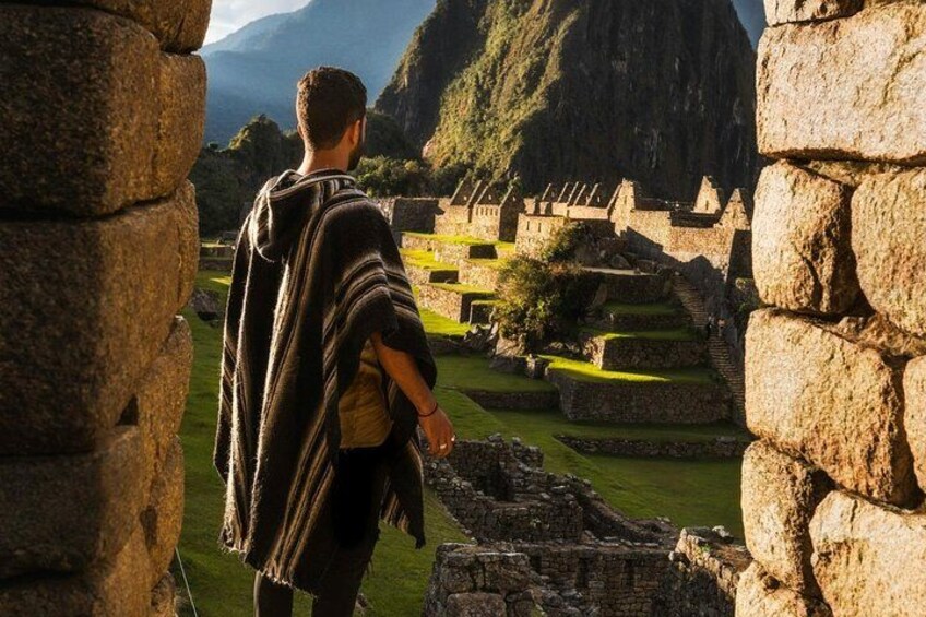Machu Picchu Ticket, Bus & Private Guide 2