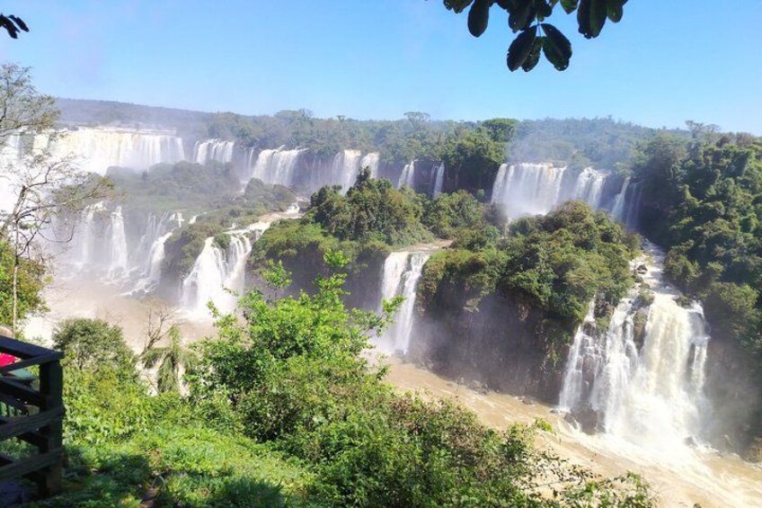 Particular - BRA and ARG Iguazu Falls in 1 day + boat option 2